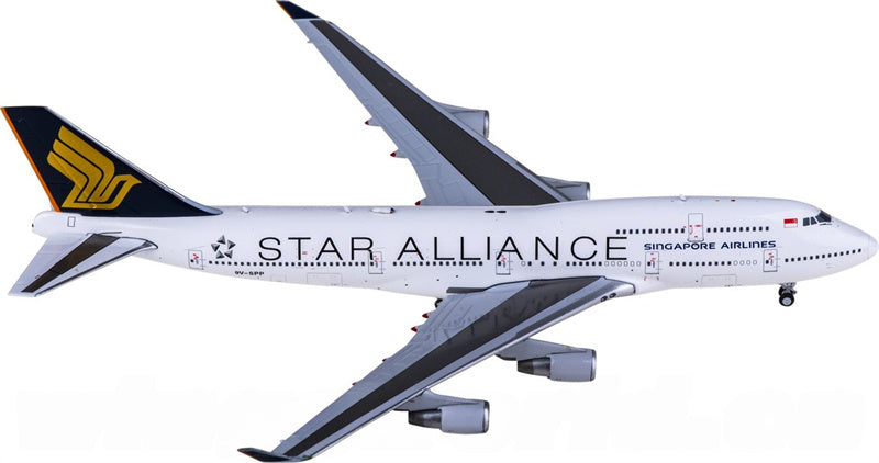 JC Wings 1:400 Singapore Airlines Boeing 747-400 9V-SPP Diecast Model view 3
