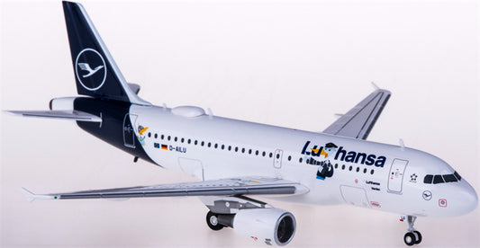 Herpa Lufthansa Airbus A319 D-AILU Lu 1:200 ABS Model view 1