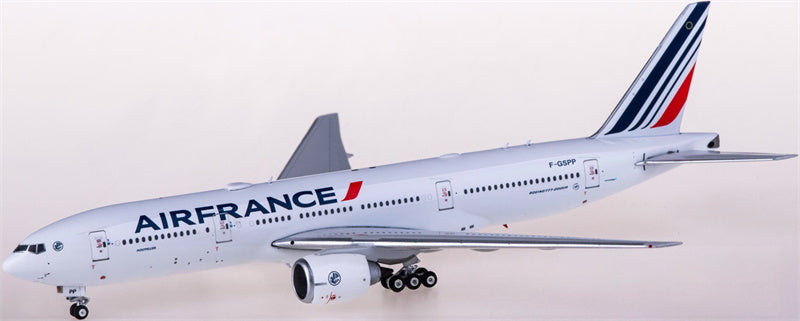 Phoenix Air France Boeing 777-200ER F-GSPP 1:400 Diecast Model view 3
