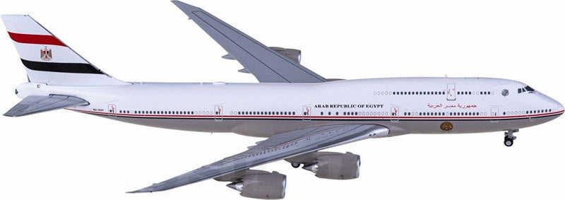 JC Wings Egypt Government Boeing 747-8 SU-EGY 1:400 Diecast Model view 2