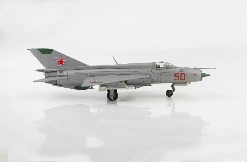 HOBBY MASTER Soviet Air Force MiG-21 PFM  1:72 Model    Red 50