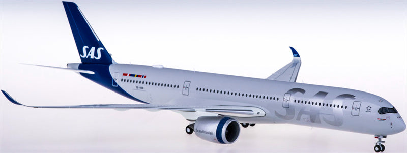 Herpa SAS Airbus A350-900 SE-RSB 1:200 ABS Model view 1
