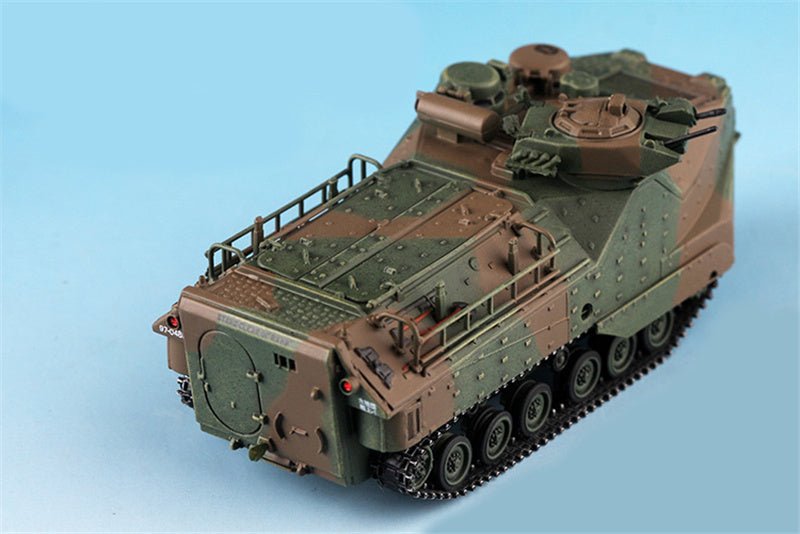 Dragon Japan JGSDF AAVP7A1 Amphibious Personnel Carrier 1:72 Tank Pre-built Model