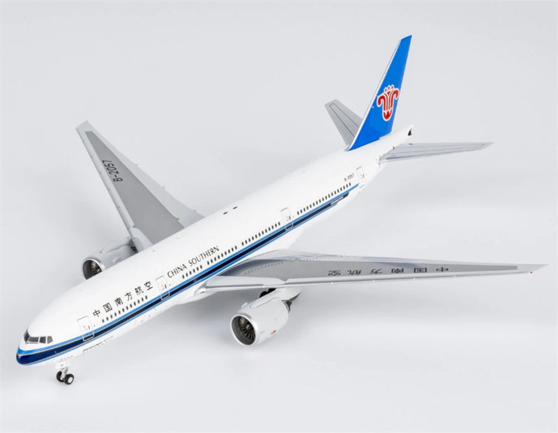 NG Models China Southern Boeing 777-200ER B-2057 1:400 Aircraft Model