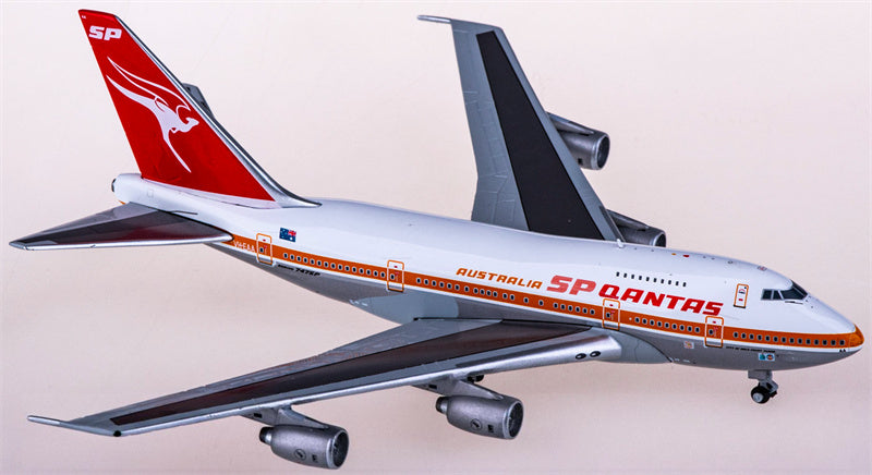 JC Wings Qantas Boeing 747SP VH-EAA 1:400 Diecast Model view 1