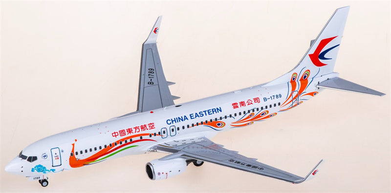 NG Models 1:200 China Eastern Boeing 737-800 B-1789 Diecast Model view 3