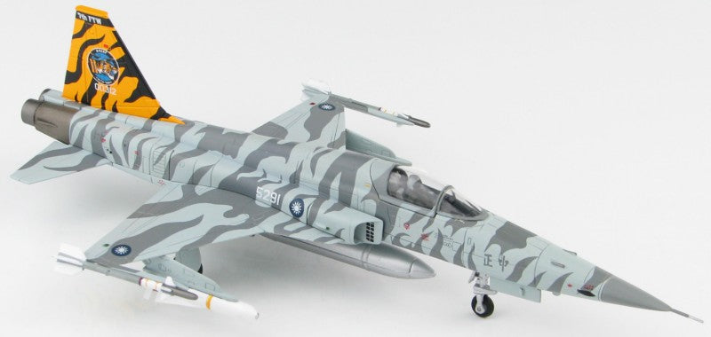 HOBBY MASTER ROCAF F-5E 7th FTW 1:72 Model 2018  Tiger II 5291 / 00312