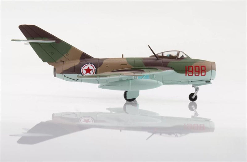 HOBBY MASTER MIG-15bis Red 1998 Maj. Ivanovich Mikhin 518th IAP May 1953 1:72 Airplane Pre-built Model