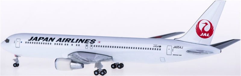 Hogan Japan Airlines Boeing 767-300ER JA654J 1:500 Diecast Model view 2