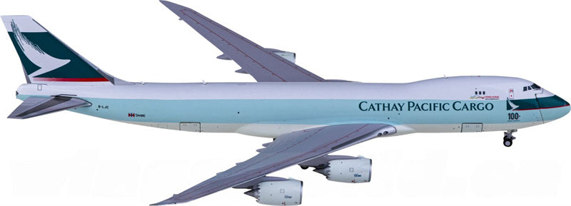 JC Wings Cathay Pacific Cargo Boeing 747-8F B-LJC Interactive 1:400 Diecast Model view 1
