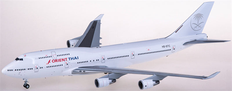 JC Wings Orient Thai Boeing 747-400 HS-STC w/ original skin keychain 1:200 Diecast Model view 2