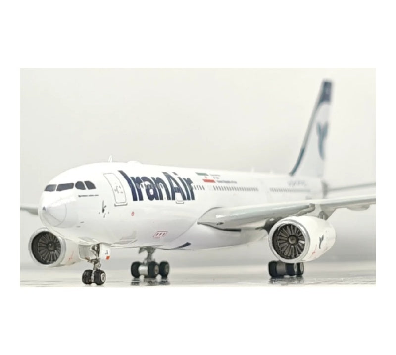 Phoenix 1:400 Iran Air Airbus A330-200 EP-IJA  DIECAST Model
