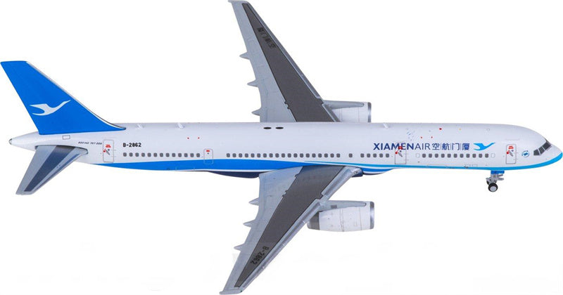 Undefined Collectibles XiamenAir Boeing 757-200 B-2862 1:400 Aircraft Pre-built  Airliner Model Display