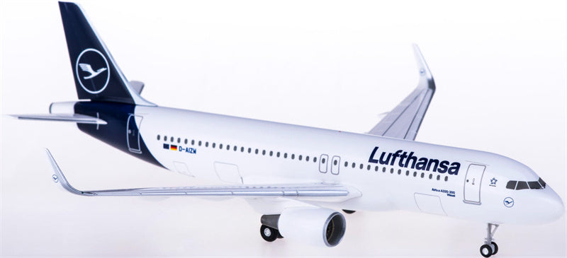 Hogan Lufthansa Airbus A320 D-AIZW 1:200 ABS Model view 4
