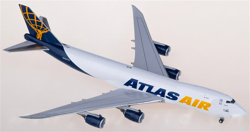NG Models Atlas Air/ Apex logistic Boeing 747-8F N863GT 1:400 Diecast Model view 3