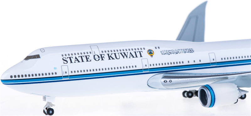 Hogan State of Kuwait Boeing 747-8 9K-GAA 1:500 Diecast Model view 2