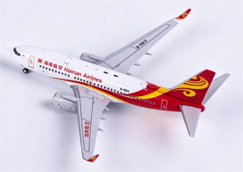 CW Model 1:400 Hainan Airlines Boeing 737-700 B-5813  DIECAST Model