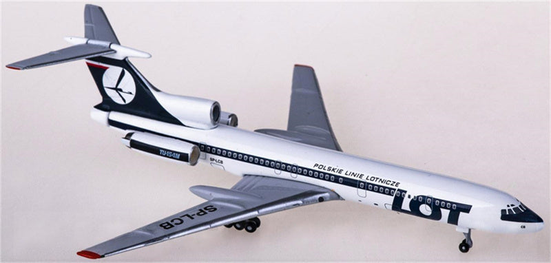 AeroClassics LOT Tupolev Tu-154 SP-LCB 1:400 Diecast Model view 3
