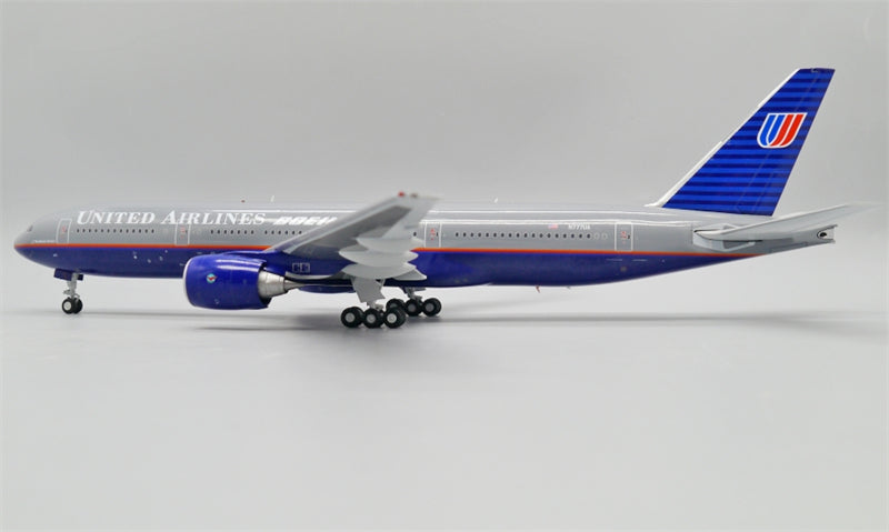 JC Wings United Airlines Boeing 777-200 N777UA 1:200 Diecast Model view 5