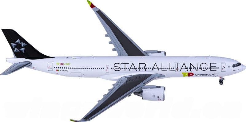 JC Wings TAP Portugal Airbus A330-900neo CS-TUK Star Alliance 1:400 Diecast Model view 1