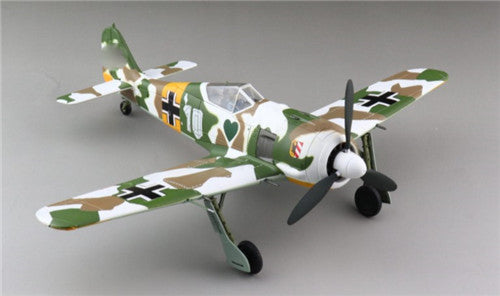 HOBBY MASTER FW 190A-4 flown by Oblt. W. Nowotny, CO of 1./JG 54,Staraya Russa, March 1943 1/48 Aircraft Pre-built Model