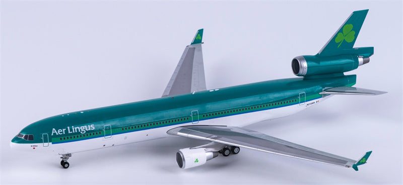 SQ Wings Aer Lingus McDonnell Douglas MD-11 N272WA 1:200 Diecast Model view 2
