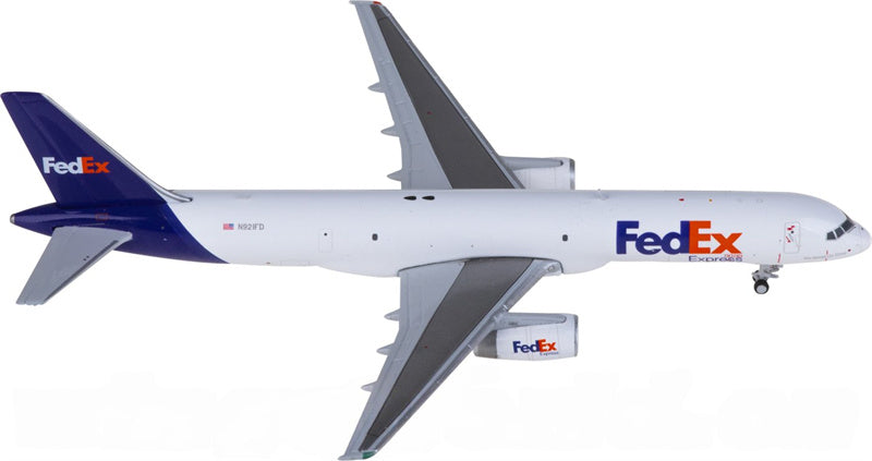 Geminijets FedEx for Boeing 757-200SF N921FD 1:400 Airplane Pre-built  Airliner Model Display