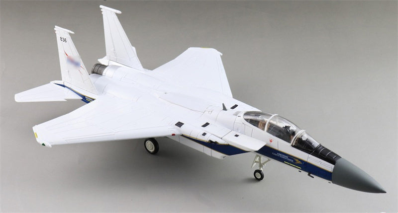 HOBBY MASTER  McDonnell Douglas F15B 836 Edwards AFB Airshow 2022 (w/ optional AIM-54 missile) 1:72 Aircraft Pre-built Model