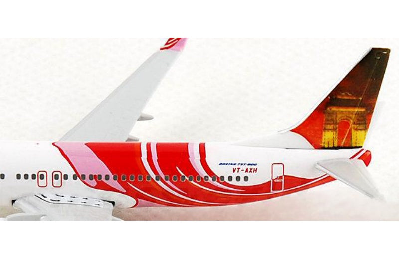 Hogan Air India Express Boeing 737-800 VT-AXH 1:500 Aircraft Pre-built  Airliner Model Display