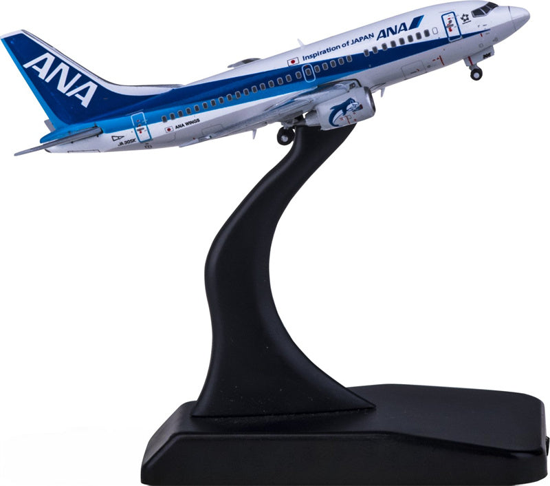 JC Wings ANA Boeing 737-500 JA305K 1:400 Diecast Model view 2