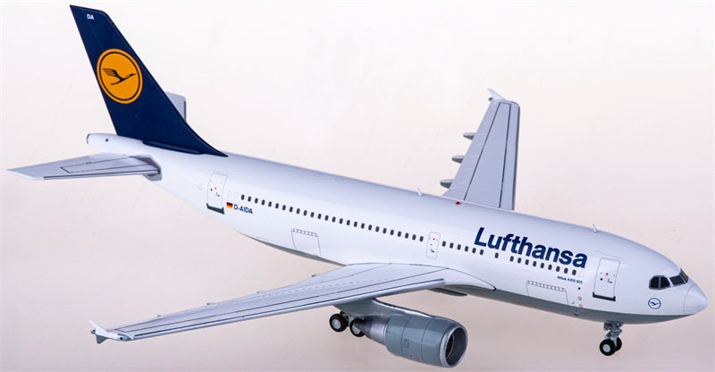 JC Wings Lufthansa Airbus A310-300 D-AIDA 1:200 Diecast Model view 3