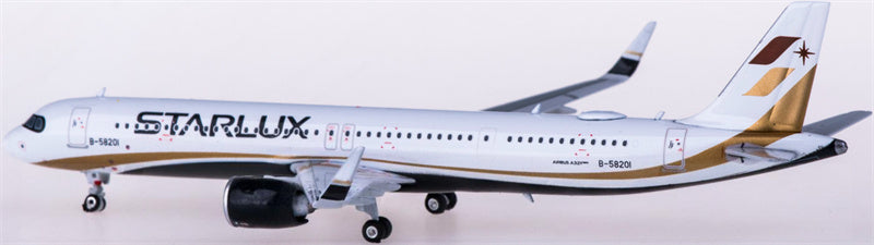 Phoenix Starlux Airlines for airbus A321neo B-58201 1:400 Airplane Pre-built  Airliner Model Display