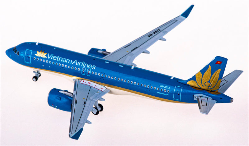 JC Wings Vietnam Airlines Airbus A320neo VN-A513 1:400 Diecast Model view 2