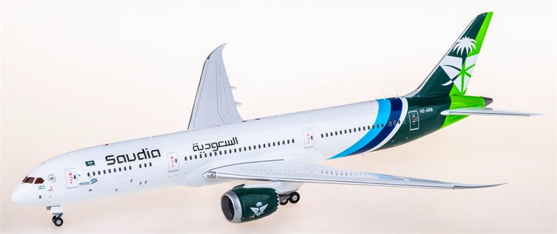 JC Wings 1:200 Saudia Boeing 787-9 Dreamliner HZ-ARB Diecast Model view 1