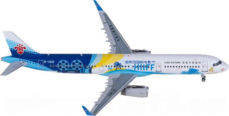 FLOZ China Southern Airbus A321 B-1832 1:400 Aircraft Pre-built  Airliner Model Display