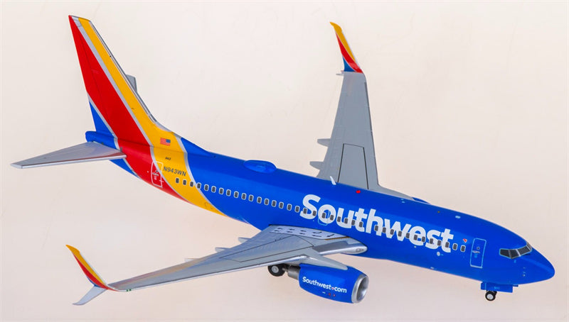 Geminijets Southwest Airlines Boeing 737-700S N943WN 1:200 Diecast Model view 2