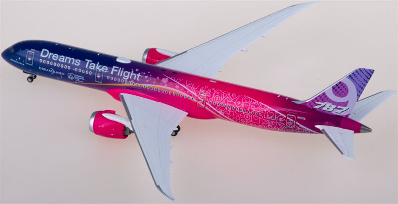 NG Models Boeing 787-9 N1015B 1:400 Diecast Model view 3