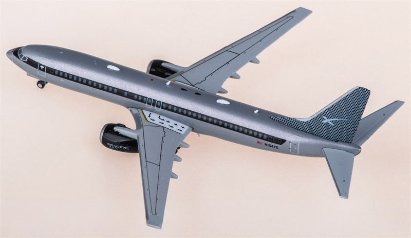 JC Wings 1:400 SpaceX Boeing 737-800 N154TS Diecast Model view 3