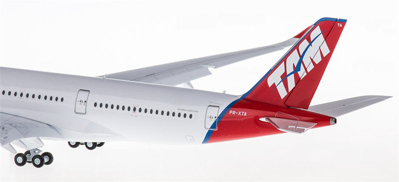JC Wings TAM for Airbus A350-900 PR-XTA Flaps Down 1:200 Airplane Pre-built Airliner Model Display