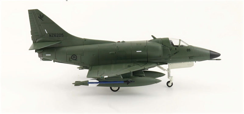 HOBBY MASTER RNZAF A-4K 75th SQN 1:72 Model 1970s Practical camouflage NZ6205
