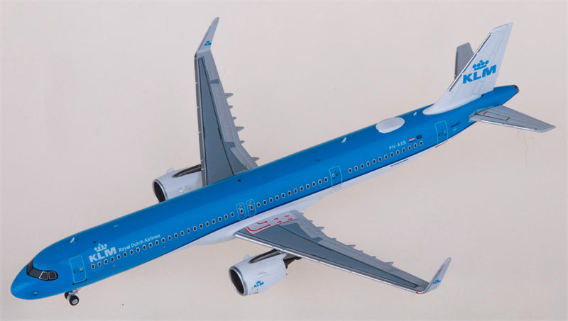 NG Models KLM Airbus A321neo PH-AXB 1:400 Diecast Model view 2