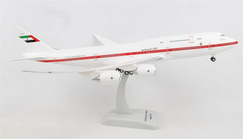 Hogan 1:200 UAE Government Boeing 747-8 A6-PFA PLUG-IN ABS Model