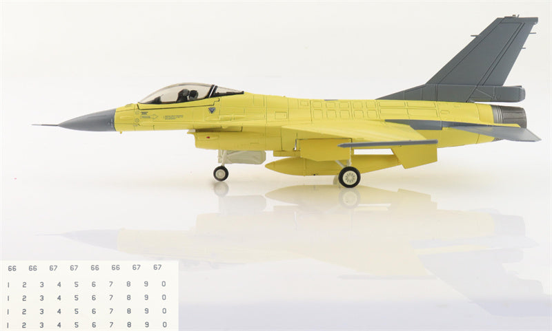 HOBBY MASTER F-16V Yellow Viper ROCAF 2023 (with decals different airplanes) 1:72 Aircraft Pre-built Model