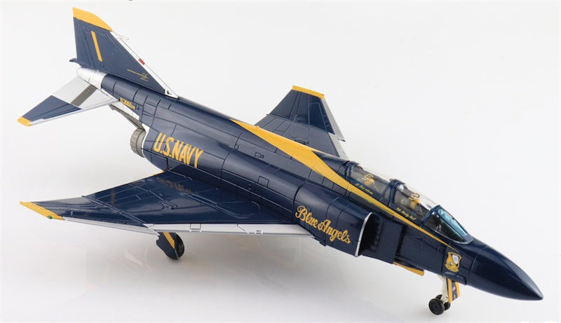 HOBBY MASTER McDonnell Douglas F4J Phantom II US Navy Cdr. Harley Hall & AMHI Guy Giuffrai US Navy 1970 to 1971 1:72 Aircraft Pre-built Model