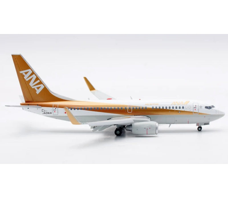 JC Wings 1:200 ANA B737-700 JA01AN Flaps down DIECAST Model