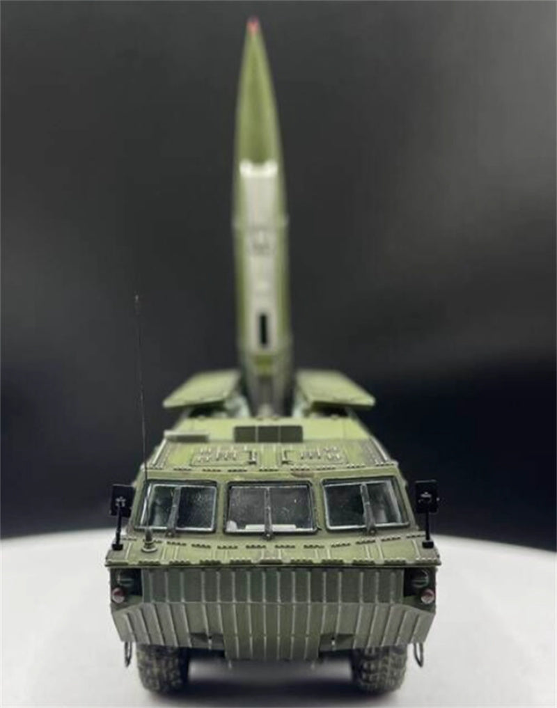 AM Soviet Guard Spider (SS-23) Oka Tactical Ballistic Missile Pure green coating 1:72 Tank Pre-built Model