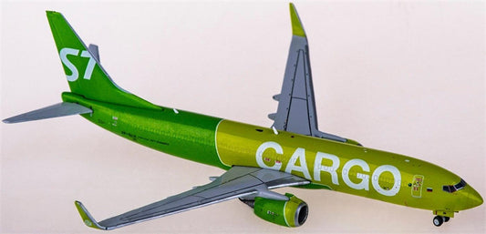 Geminijets S7 Airlines Boeing 737-800BCF VP-BEN 1:400 Diecast Model view 1