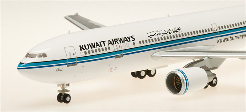 Hogan Kuwait Airways Airbus A300-600 9K-AMB 1:200 ABS Model view 4