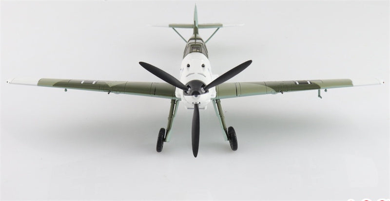 HOBBY MASTER Messerschmitt Bf109E-3 Luftwaffe Yellow 15 III/JG 52 France August 1940 0.075 Aircraft Pre-built Model
