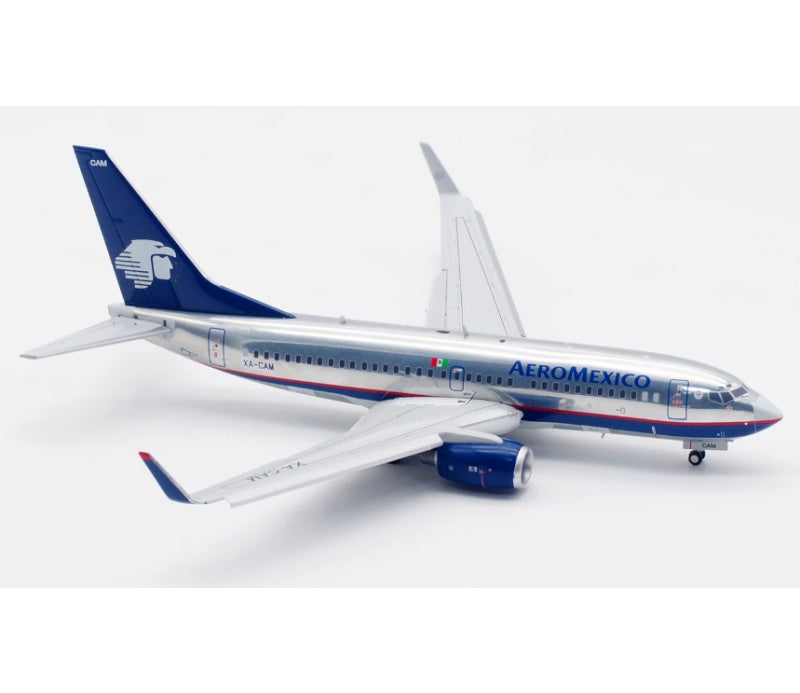 JC Wings 1:200 Aeromexico B737-700 XA-CAM Flaps down DIECAST Model